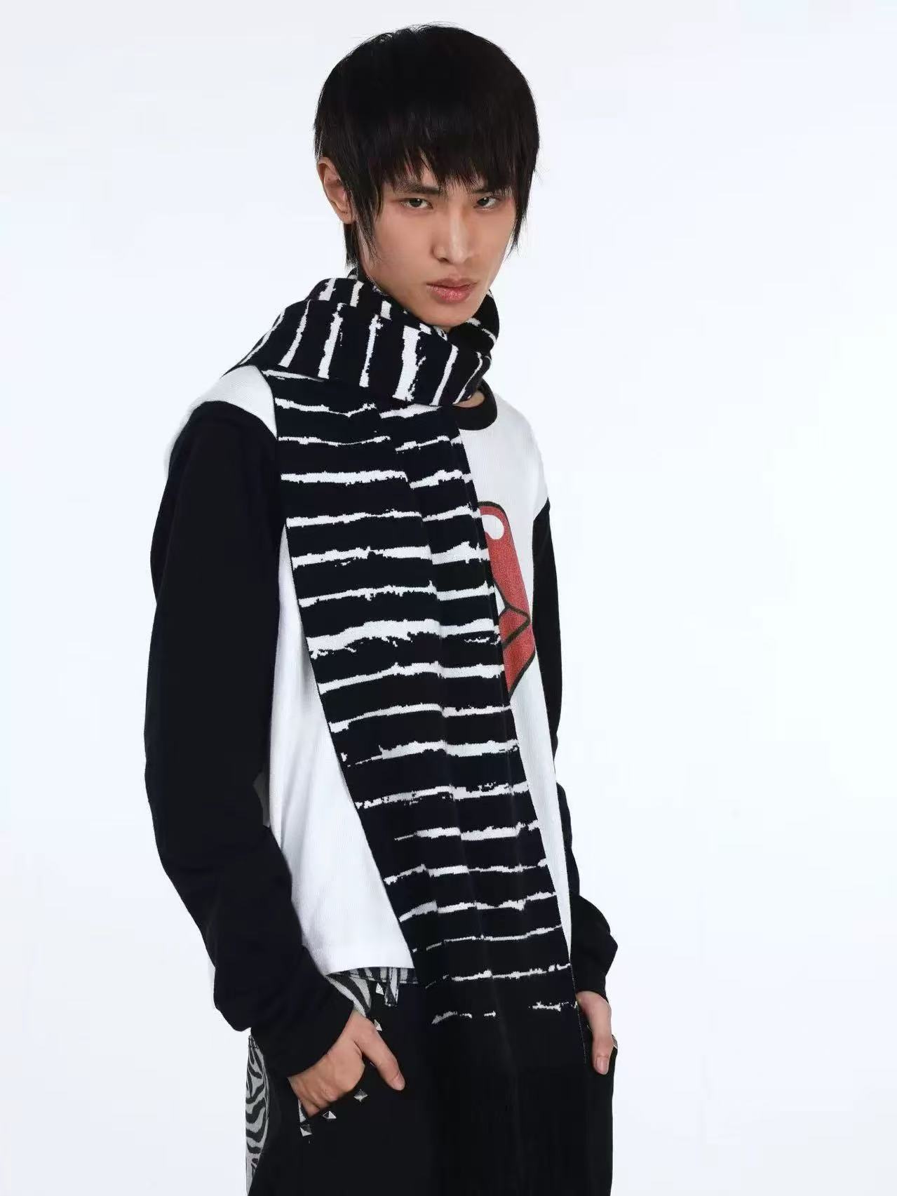 DETWONLINE™Thorn scarf