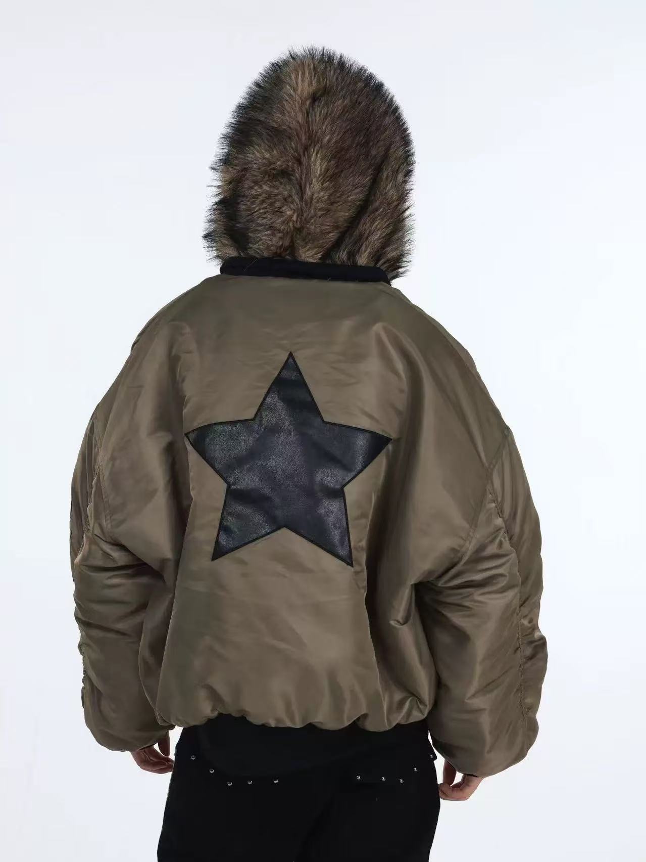 DETWONLINE™Star Bomber