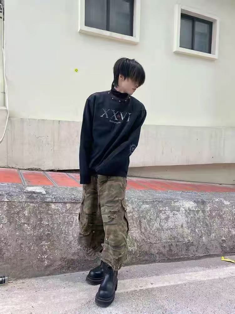 Detwonline Dark Washed Studded Long-Sleeve Shirt