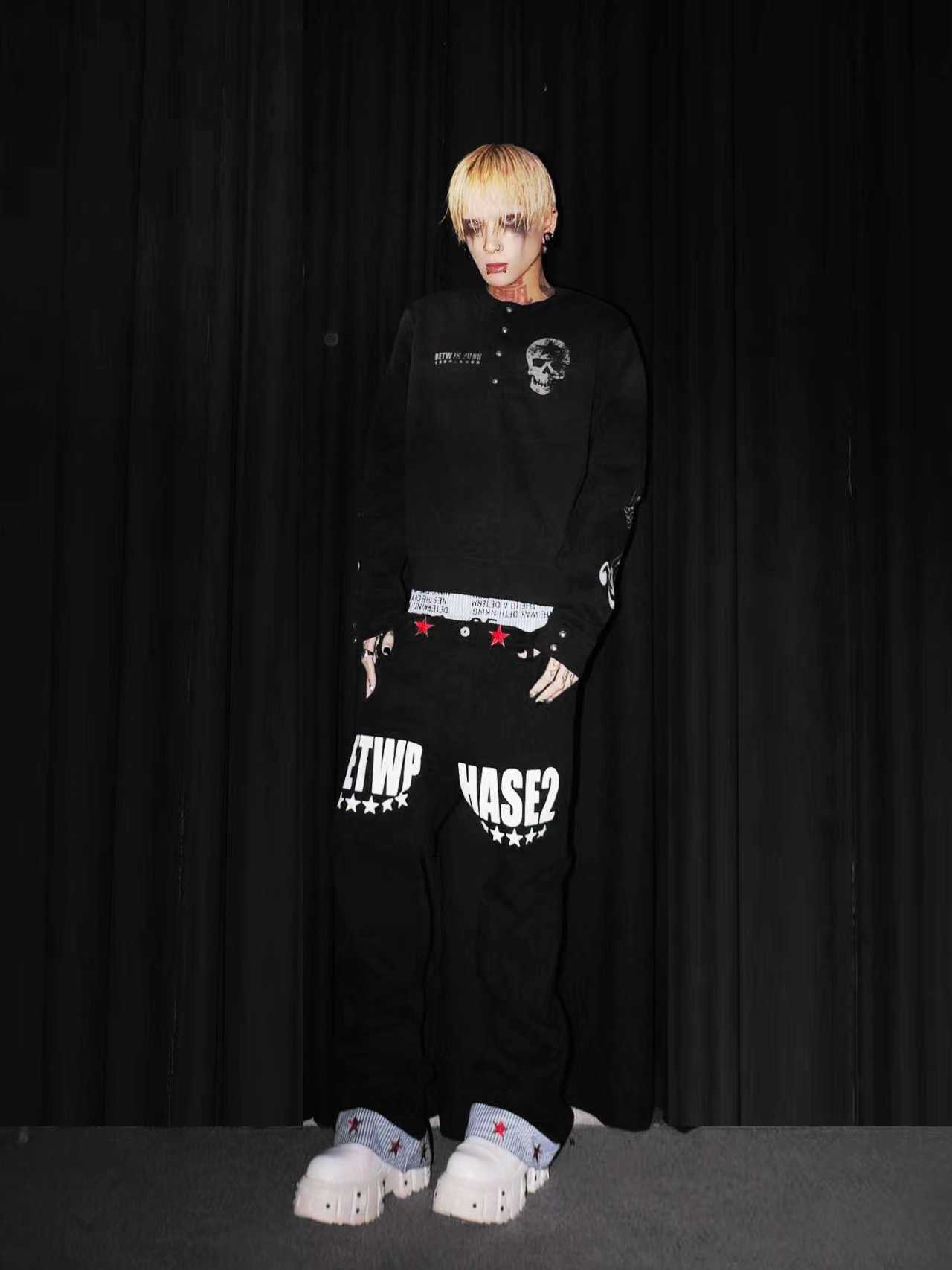 DETWONLINE™ Music Note Skull Snap-Button Hoodie