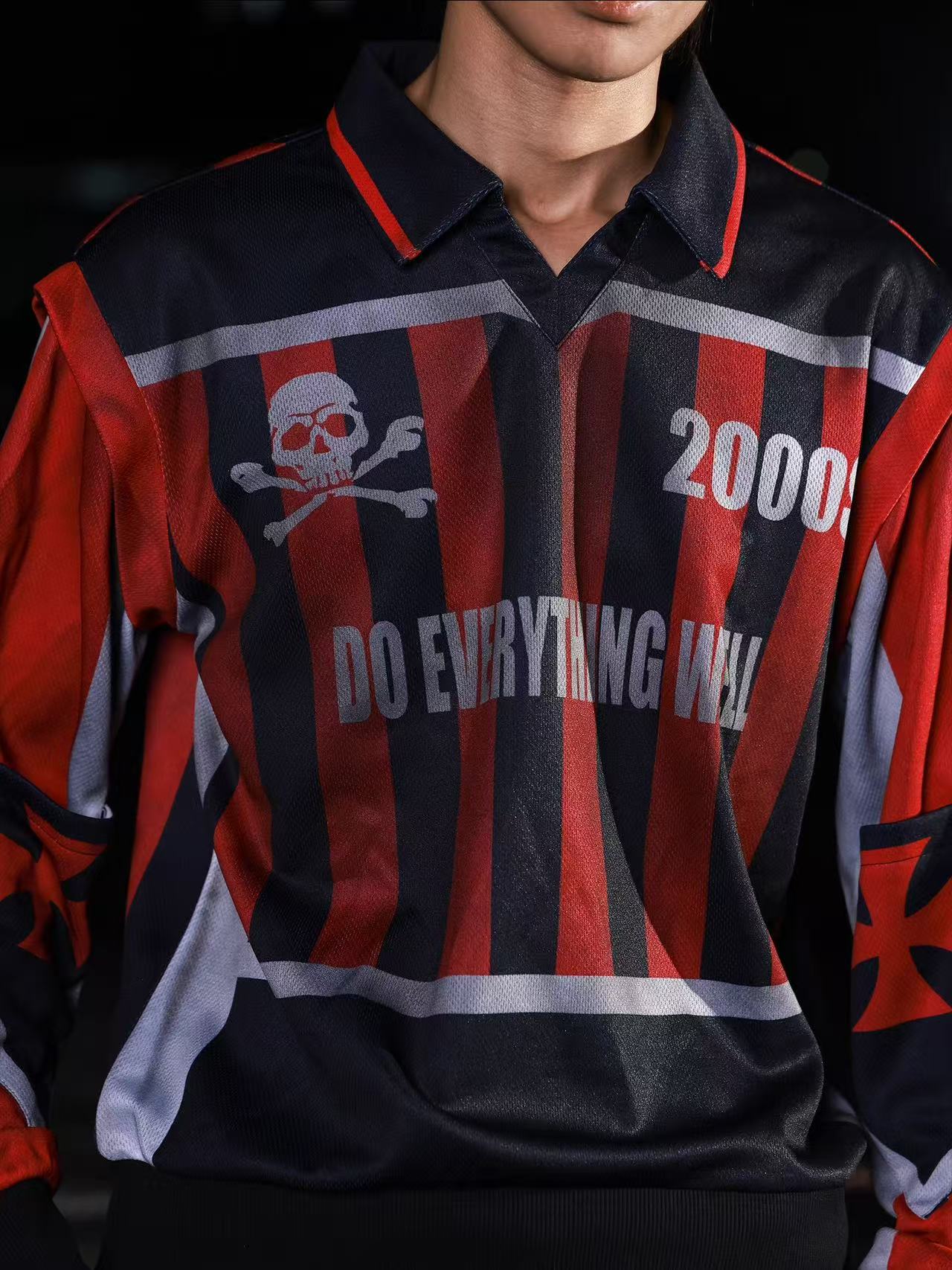 DETWONLINE™Red jersey