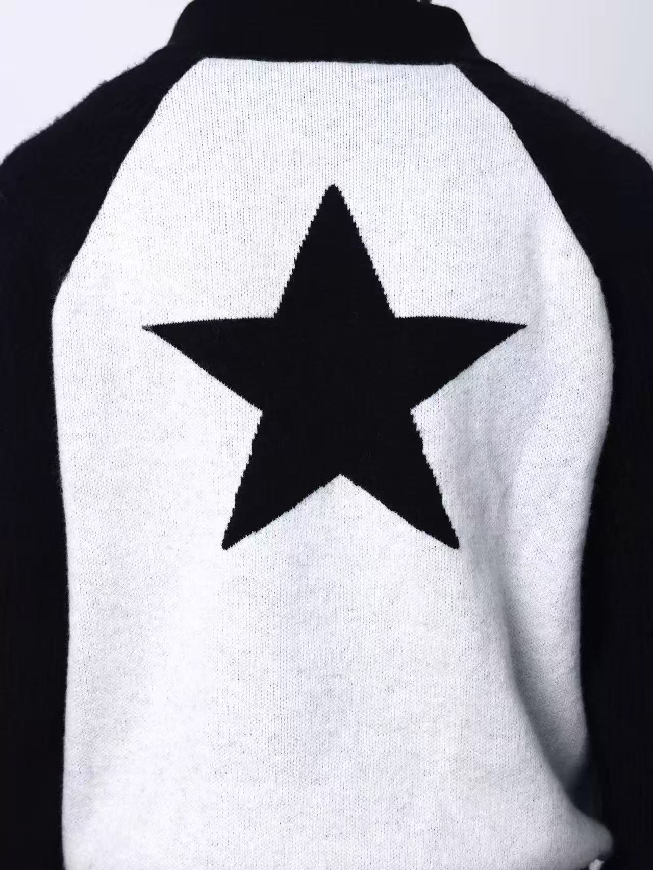 DETWONLINE™Pentagram sweater