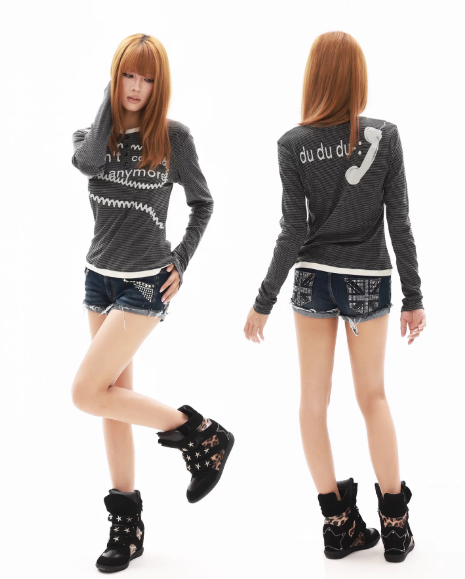 DETWONLINE™Black‑and‑White Stripes‑Women’s / Creative Slogan Long‑Sleeve Top