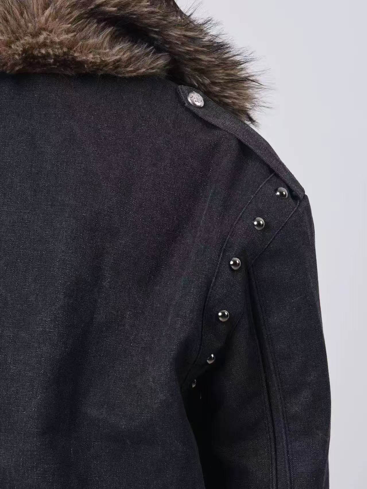 DETWONLINE™Coat with fur collar and rivets
