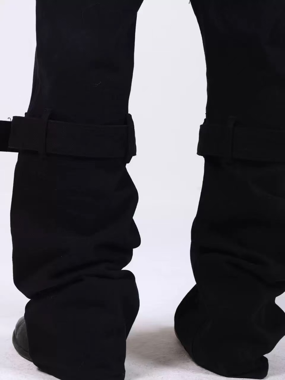 DETWONLINE™Belted jeans