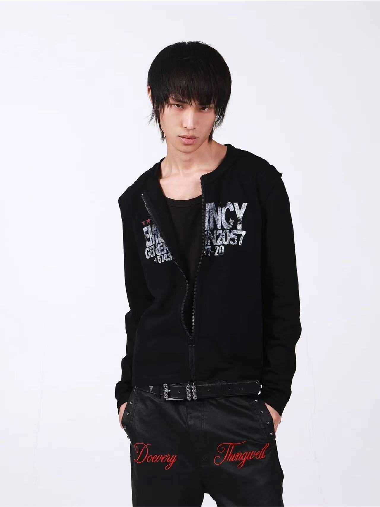 DETWONLINE™Red Star Slogan Shoulder Long Sleeve