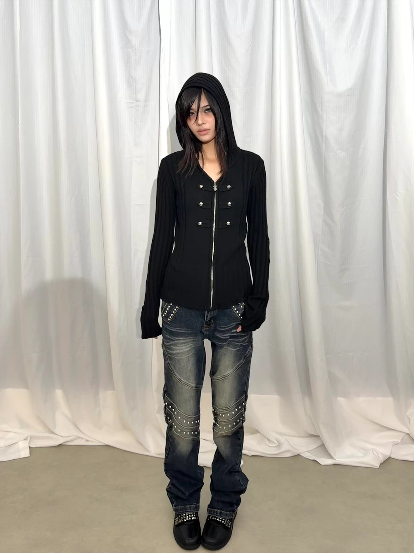 DETWONLINE™"Version 2.0"Rivet Flare Jeans