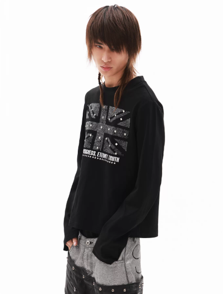 DETWONLINE™"Cross Banner"Long‑Sleeve Tee