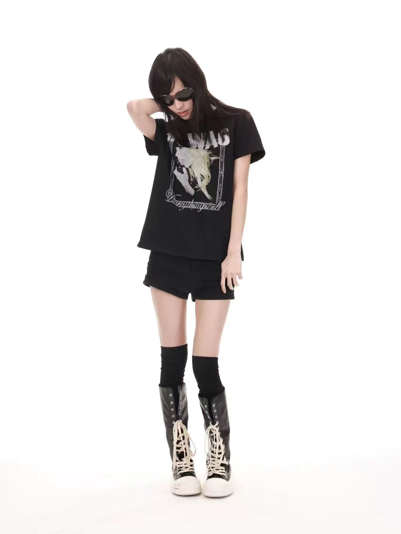 DETWONLINE™Y2K Rhinestone Portrait #SWAG Graphic Tee