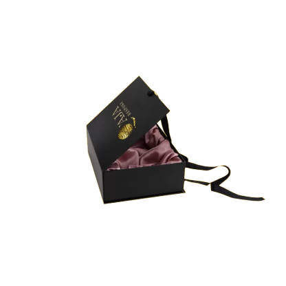 Custom Hair Extension Boxes With Gold Foiling