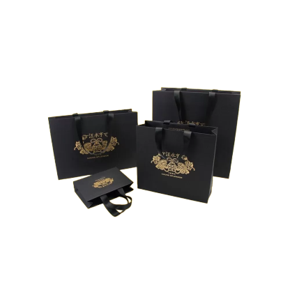 Custom luxury shopping bags