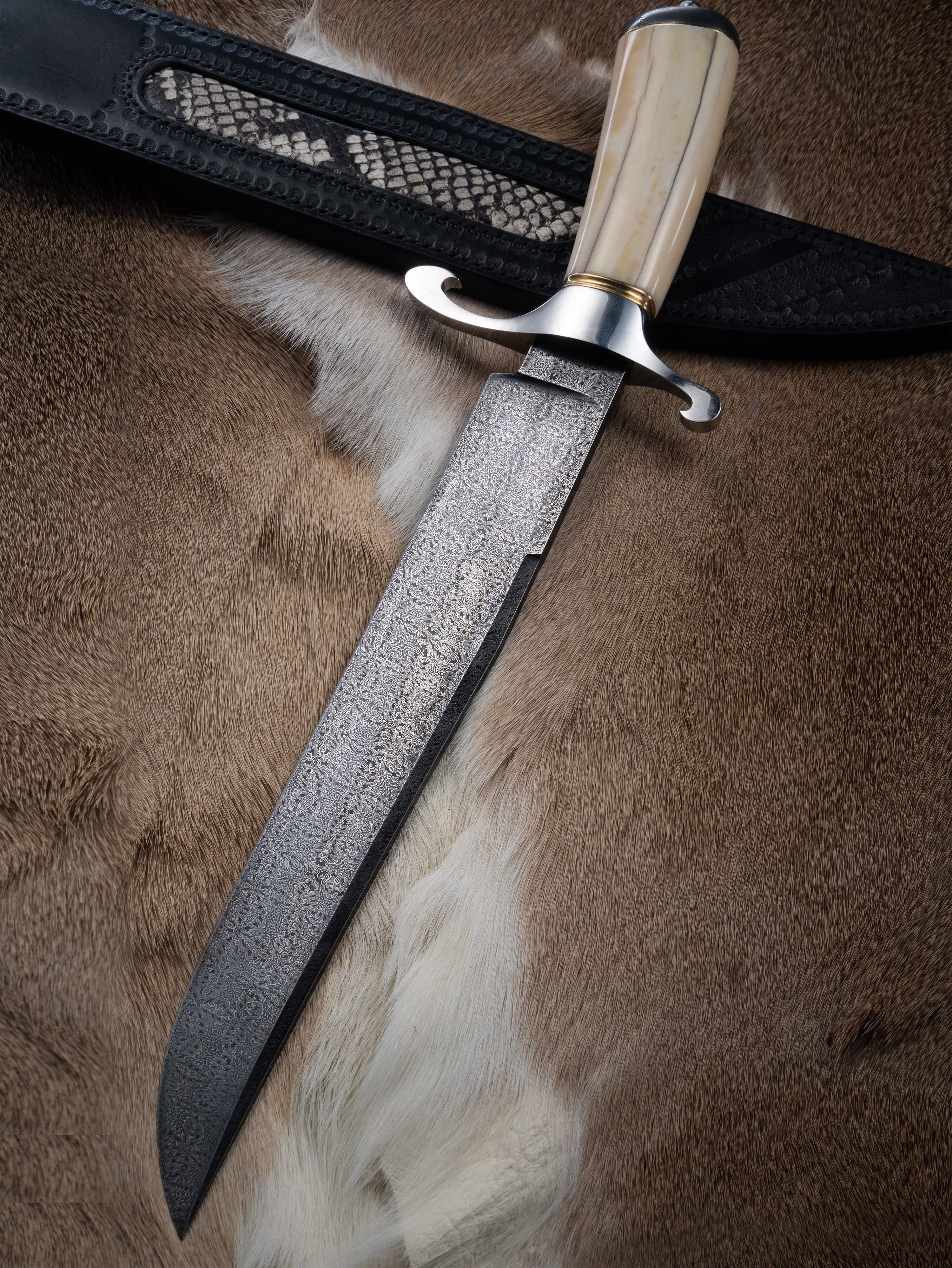 “Baldr – The God of Light” | Damascus Steel Bowie Knife | Walrus Ivory Handle | Hand-Forged by Bang In Forge