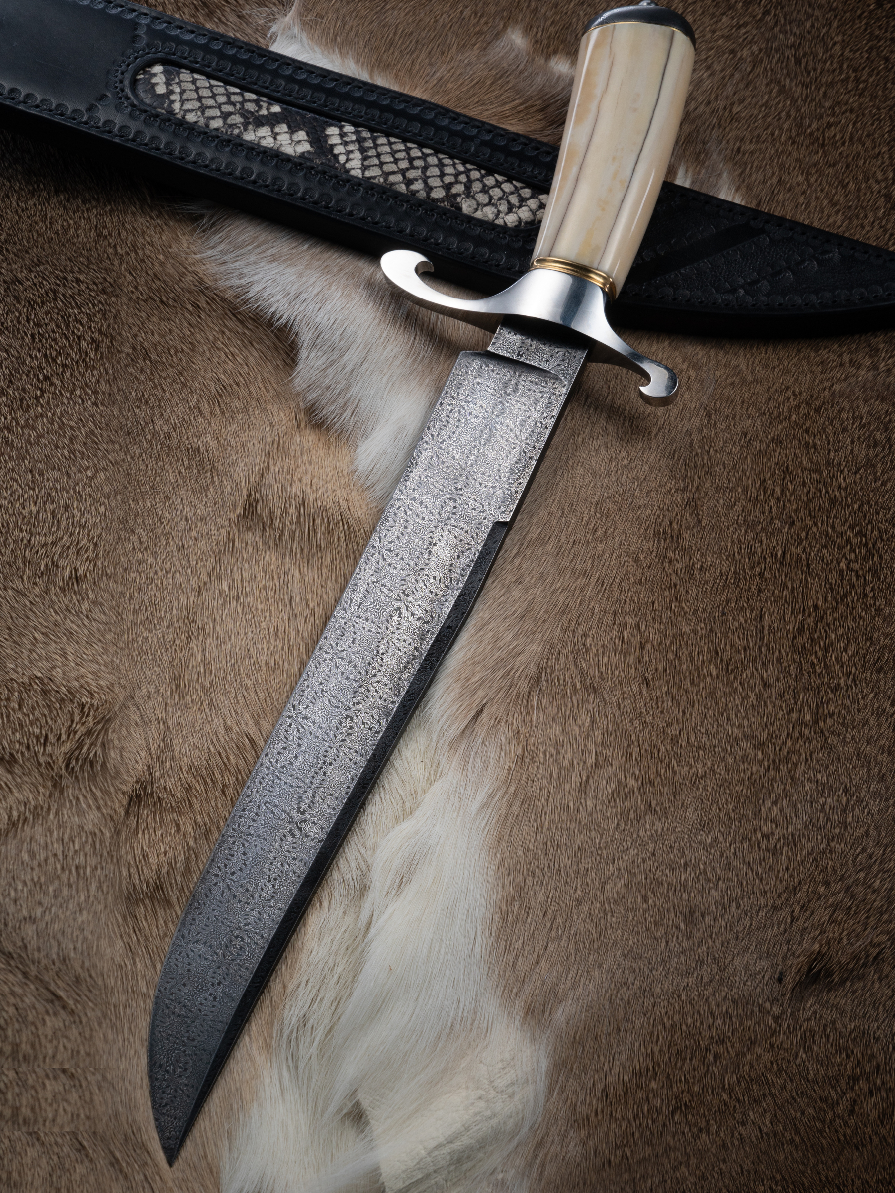 “Baldr – The God of Light” | Damascus Steel Bowie Knife | Walrus Ivory Handle | Hand-Forged by Bang In Forge