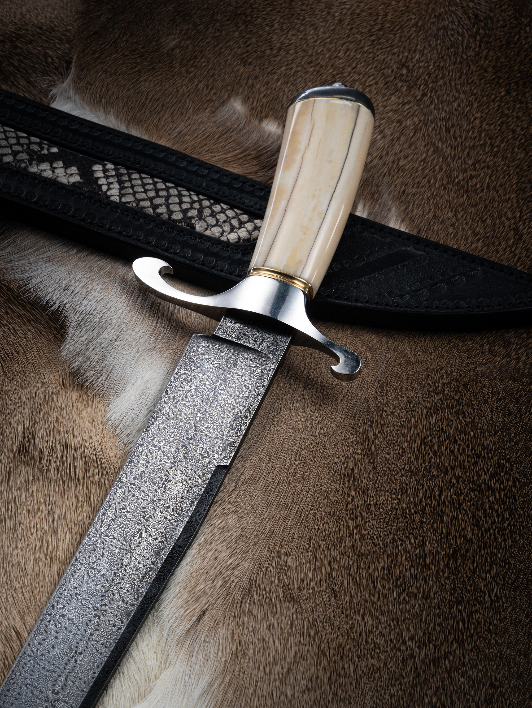 “Baldr – The God of Light” | Damascus Steel Bowie Knife | Walrus Ivory Handle | Hand-Forged by Bang In Forge