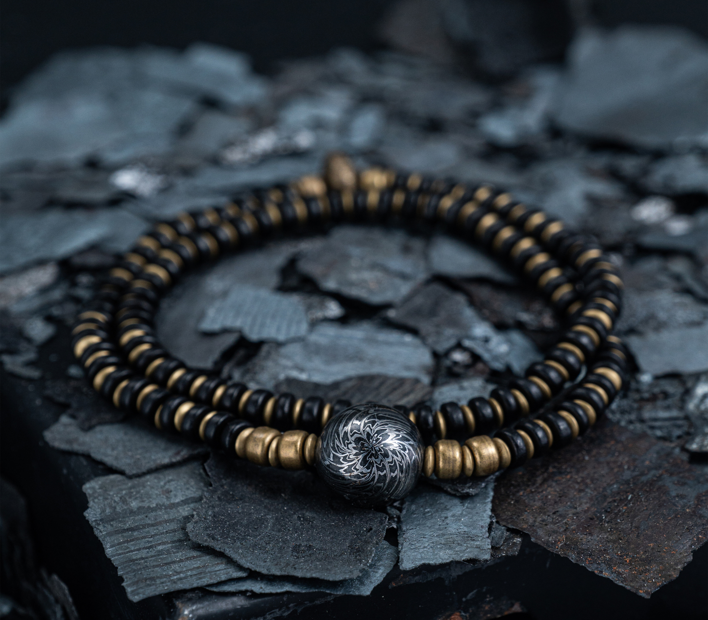 “Bodhi Forge” – Damascus Steel Bead Bracelet | Ebony Wood × Brass | Bang in
