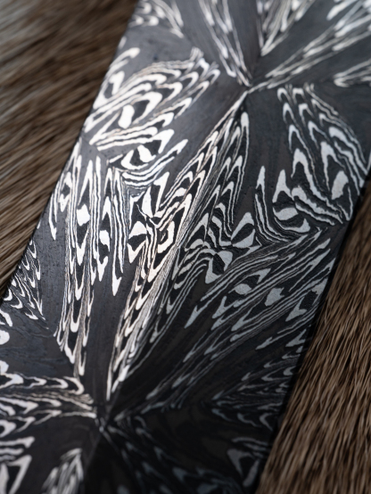 “Knight’s Honor” – Damascus Steel Sword | Walrus Ivory Handle | Bang in