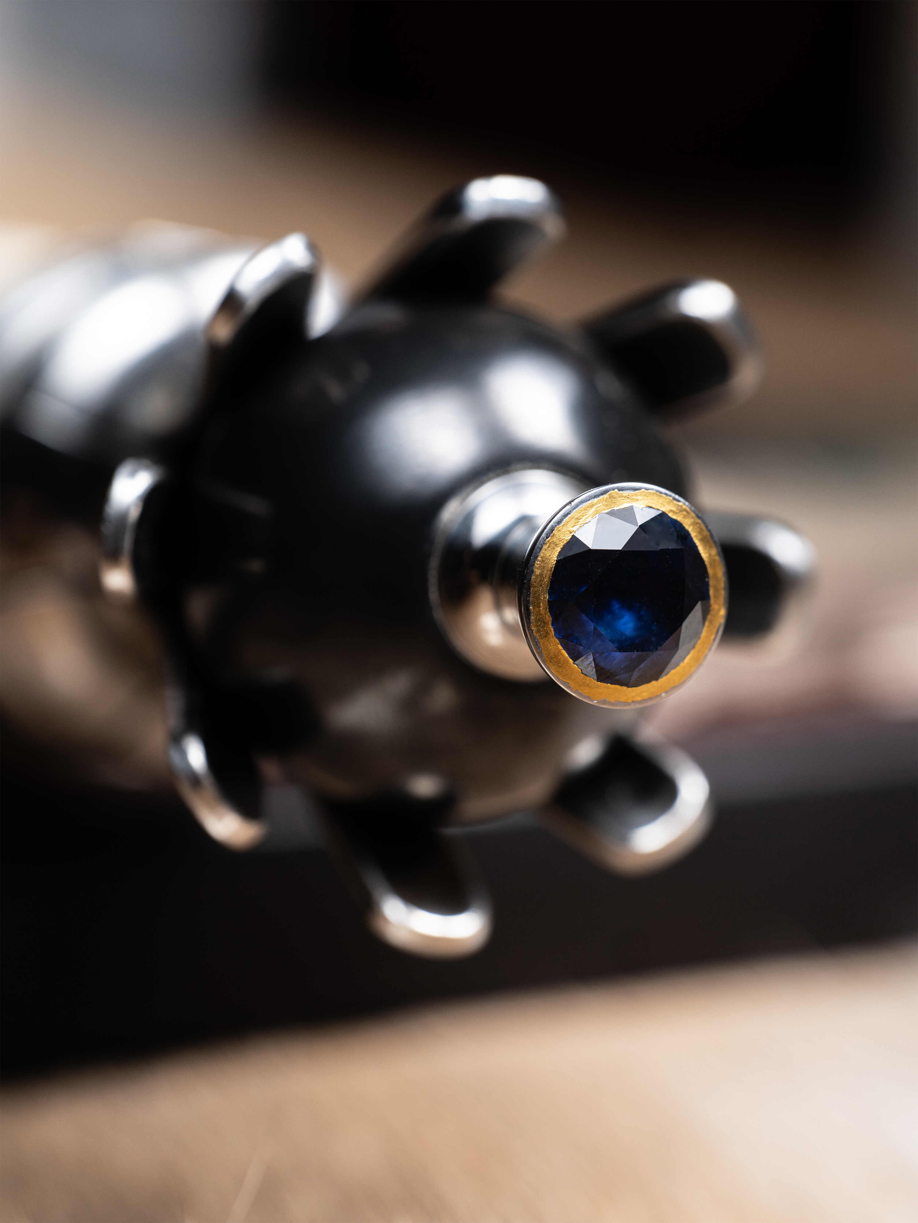 “King’s Sword” – Hand-Forged Damascus Steel Sword | Ivory Handle & Ornate Guard