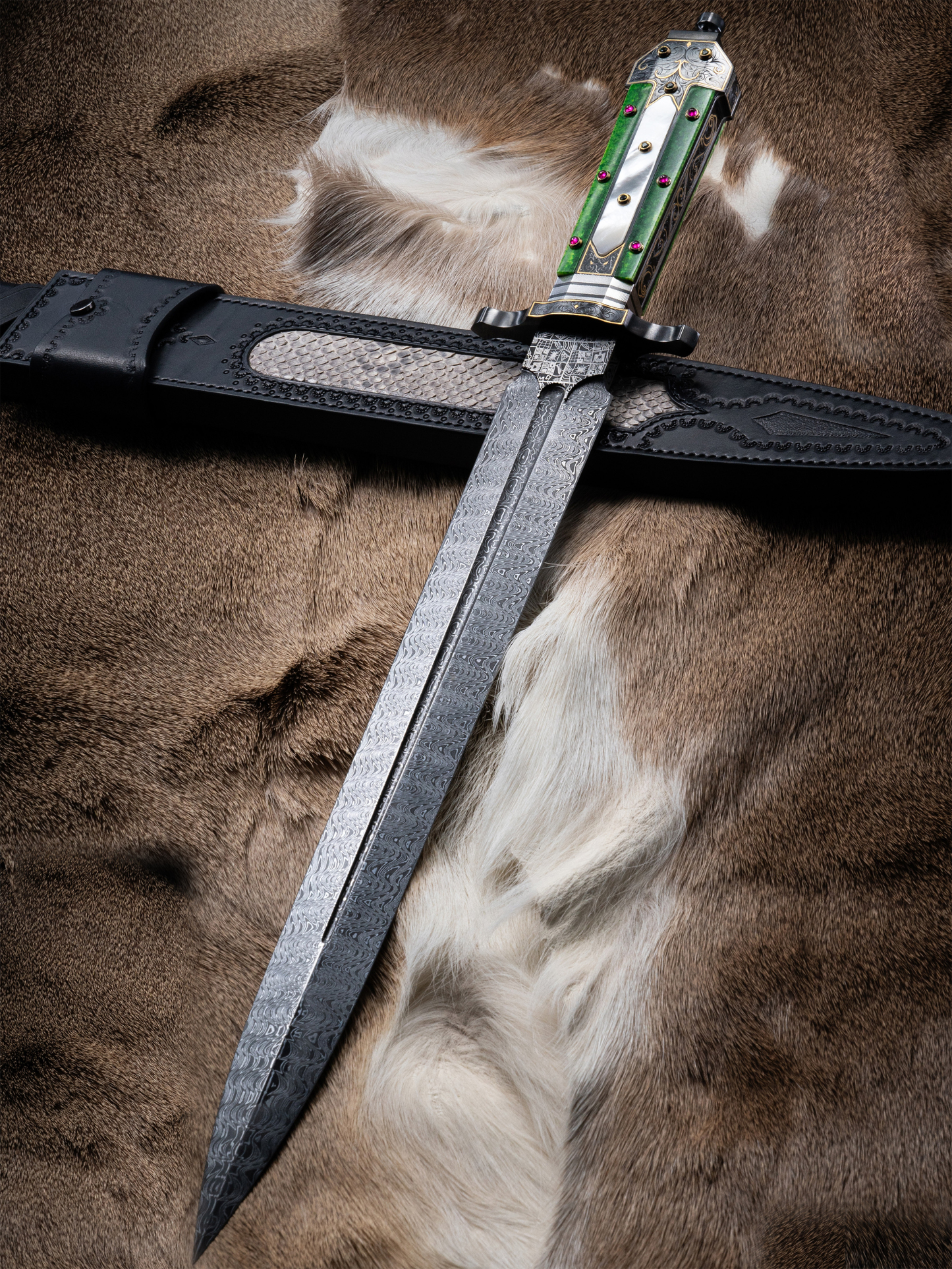 “Verdant Sovereign” – Damascus Viking Sword | Emerald Inlay & Mother-of-Pearl Handle | Bang in