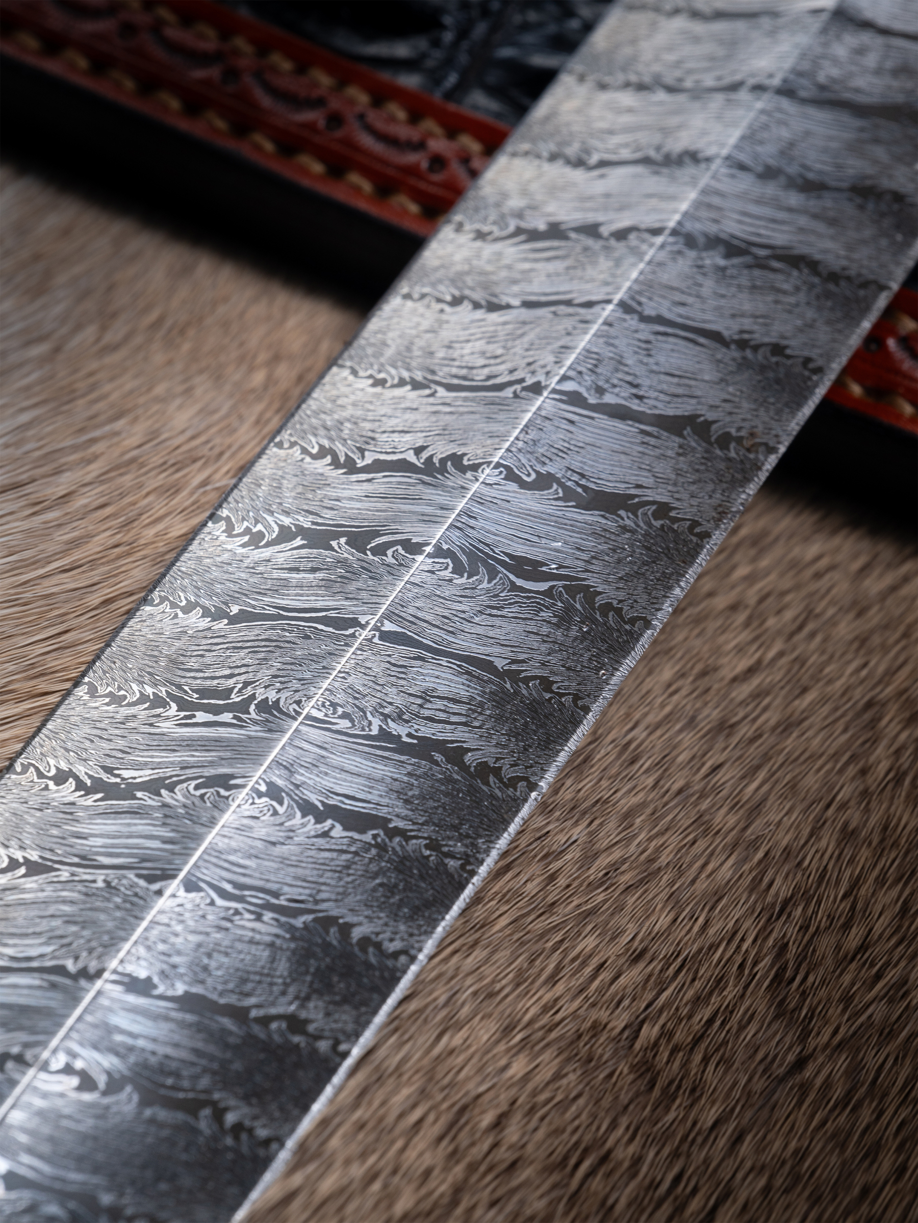 “Eternal Frost” – Damascus Steel Viking Sword | Mammoth Ivory Handle | Bang in