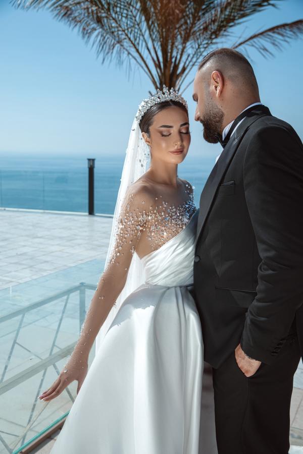 Designer Hochzeitskleider A Linie Satin Brautkleid mit Ärmel-babyonlinedressde