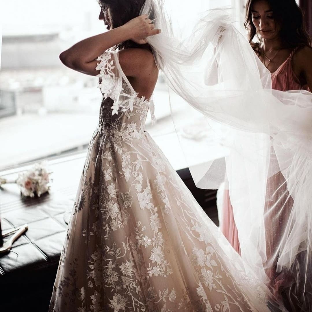 Hochzeitskleider A Linie Spitze | Brautkleider Günstig Kaufen-babyonlinedressde