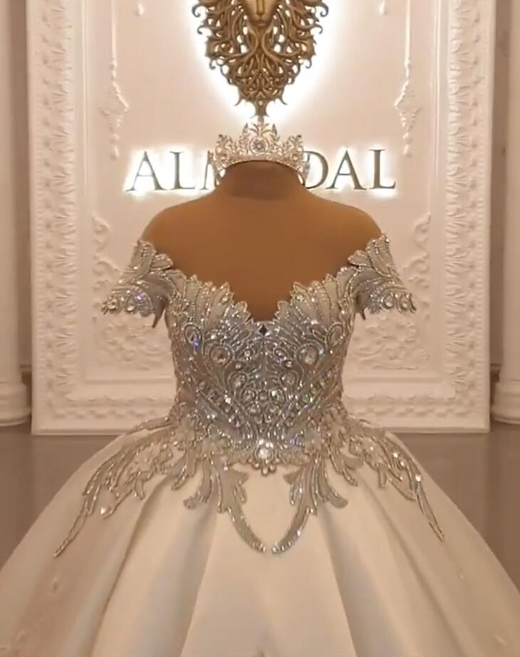 Prinzesin Brautkleider mit Ärmel | Satin Brautkleid Online Kaufen