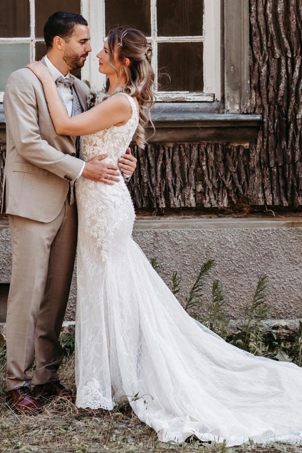 Schlichte Hochzeitskleider Meerjungfrau Stil Spitze Brautkleider Online-babyonlinedressde