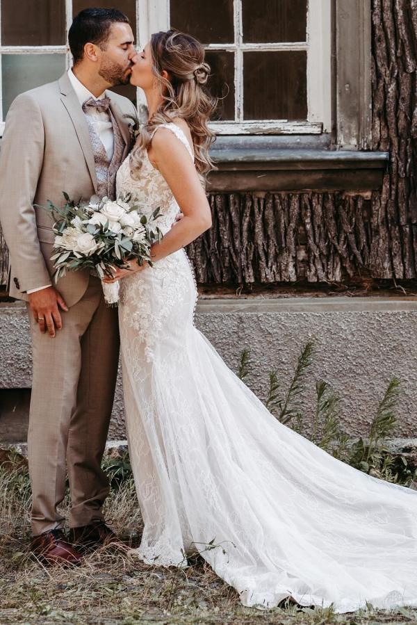 Schlichte Hochzeitskleider Meerjungfrau Stil Spitze Brautkleider Online-babyonlinedressde