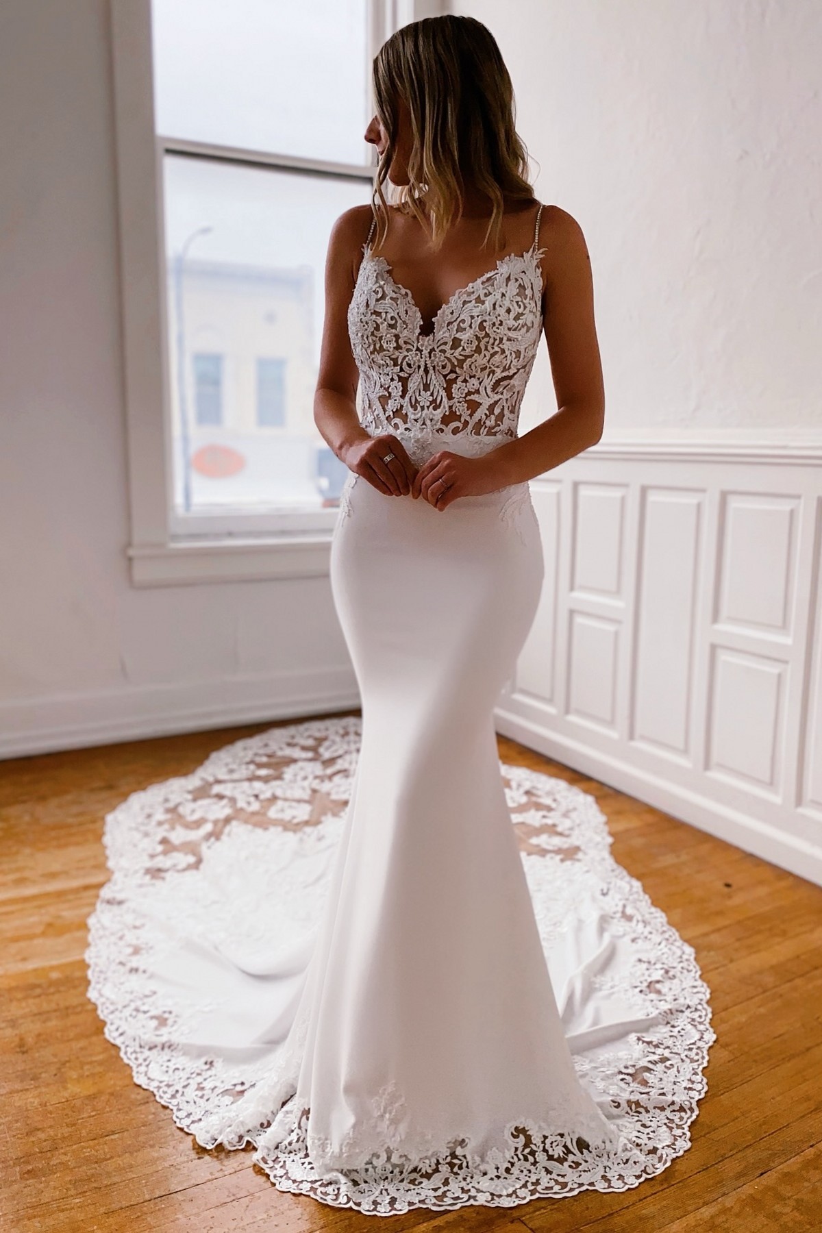 Elegante Brautkleider mit Spitze Meerjungfrau Hochzeitskleider Online