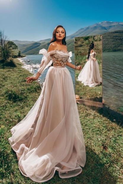 Schöne Brautkleider A Linie | Hochzeitskleider mit Ärmel