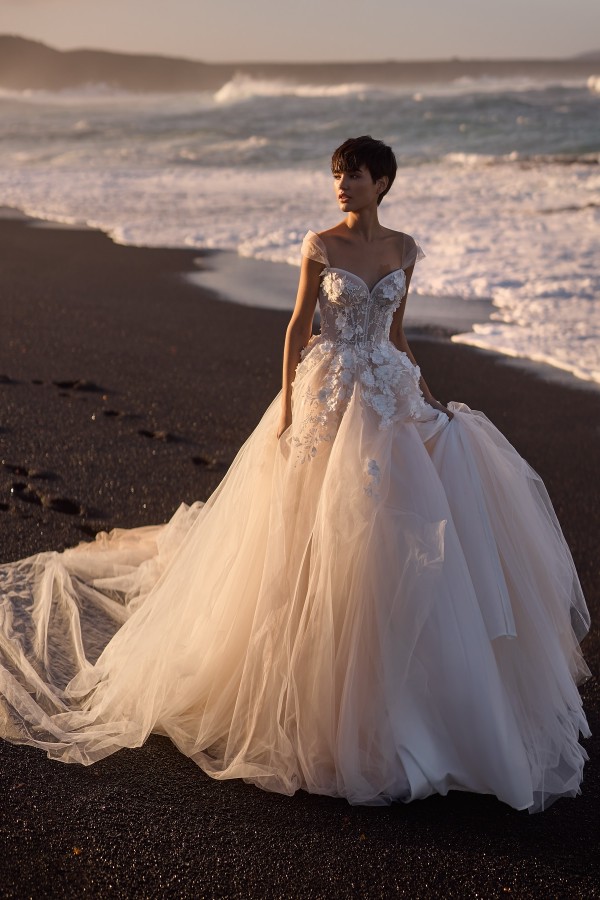 Boho Hochzeitskleider A Linie Spitze Strand Brautkleider Online