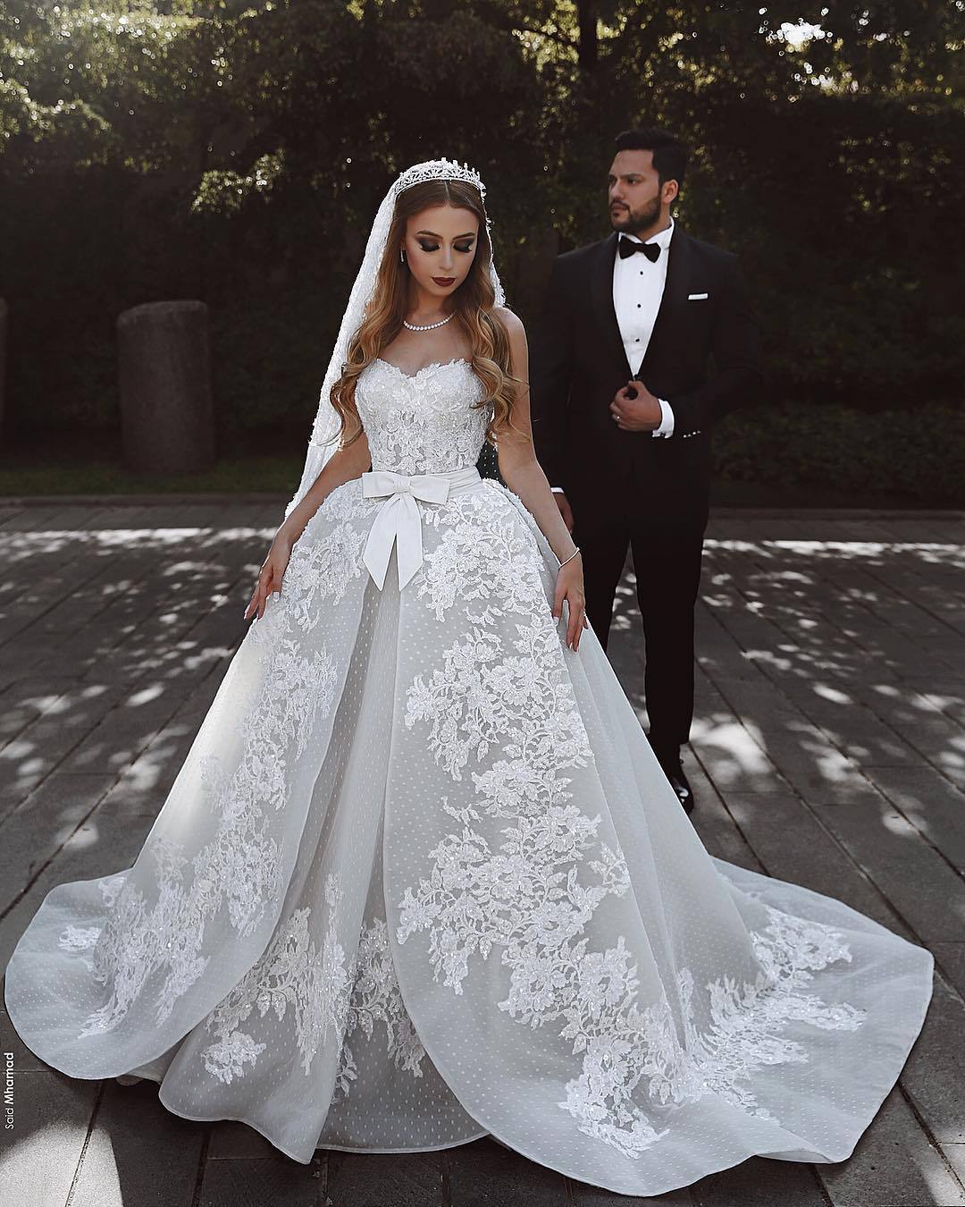 Elegant Brautkleider Spitze Weiß Brautkleid A Linie Online-babyonlinedressde