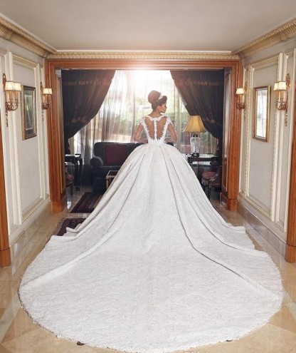 Luxury Brautkleider A Linie Spitze Hochzeitskleider Mit Ärmel