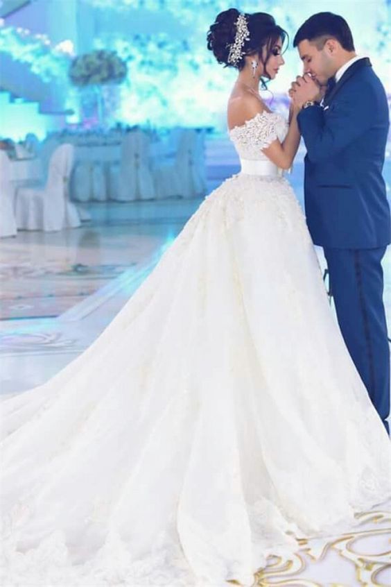 Designer Hochzeitskleider Weiß Spitze A Linie Brautkleider Günstig Kaufen