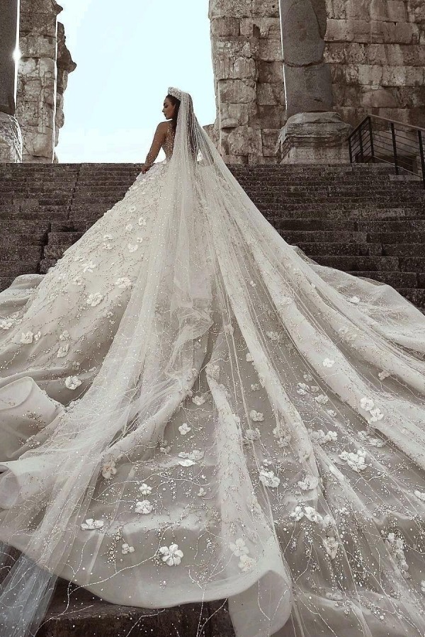 Extravagante Brautschleider Lange 3 Meter Tüll mit Glitzer