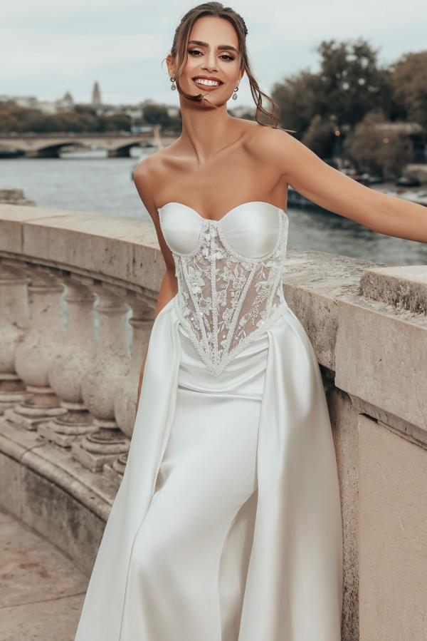 Schlichte Brautkleider A Linie Satin Hochzeitskleider mit Spitze Online-babyonlinedressde