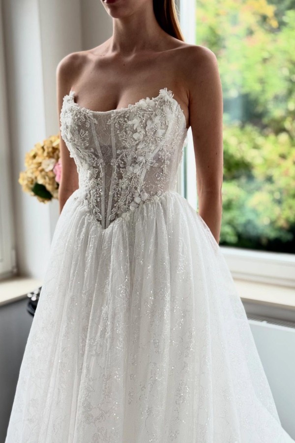 Wunderschöne Hochzeitskleider A Linie Glitzer Brautkleider Spitze