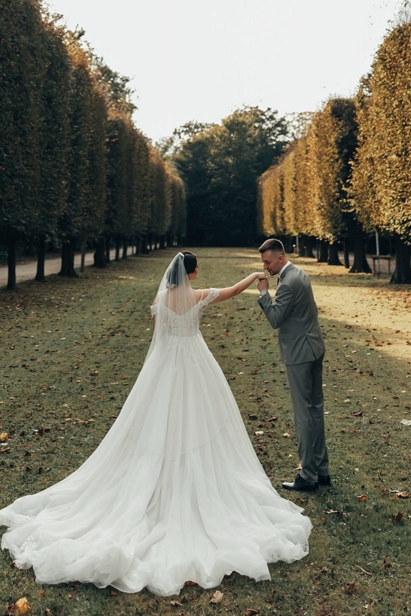 Günstige Hochzeitskleider A Linie Spitze Brautkleider Aus Tüll