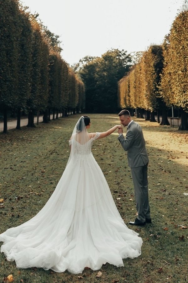 Günstige Hochzeitskleider A Linie Spitze Brautkleider Aus Tüll