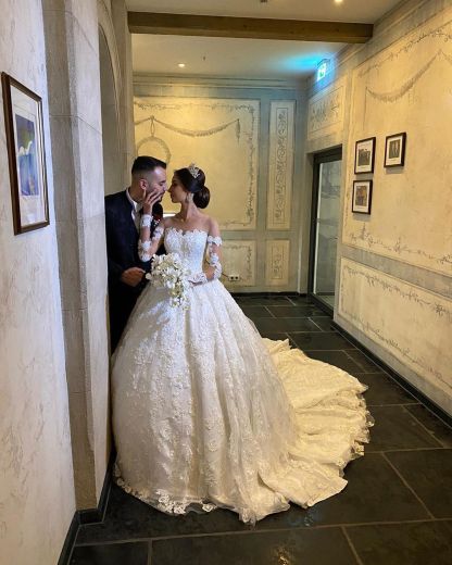 Extravagante Brautkleid Mit Ärmel | Prinzessin Hochzeitskleider mit Spitze