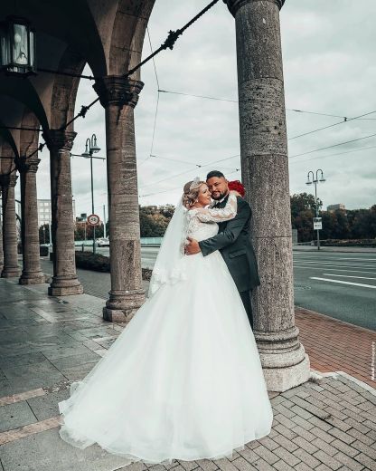 Prinzessin Brautkleider mit Ärmel | Hochzeitskleider Online Kaufen