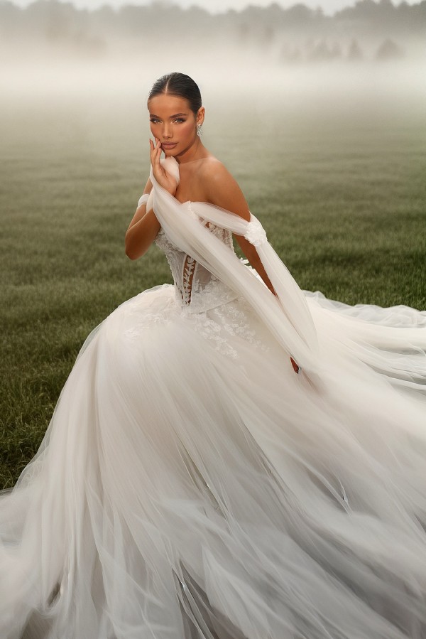 Designer Hochzeitskleider A Linie Tüll Brautkleider mit Spitze