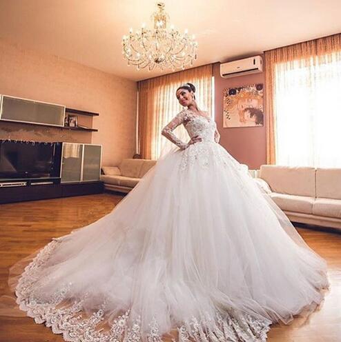 Duchesse-Linie Weiße Brautkleider Spitze Lange Ärmel Tüll Hochzeitskleider Brautmoden