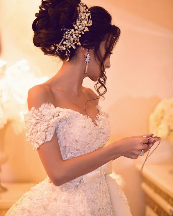 Designer Hochzeitskleider Weiß Spitze A Linie Brautkleider Günstig Kaufen