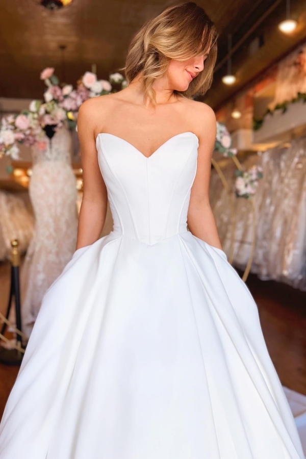 Brautkleid Schlicht Elegant Satin | Hochzeitskleider Standesamt A Linie