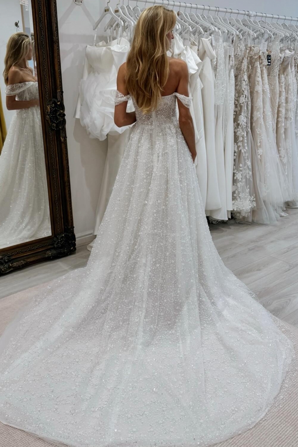 Modest Brautkleider A Linie Glitzer Spitze Hochzeitskleider Günstig