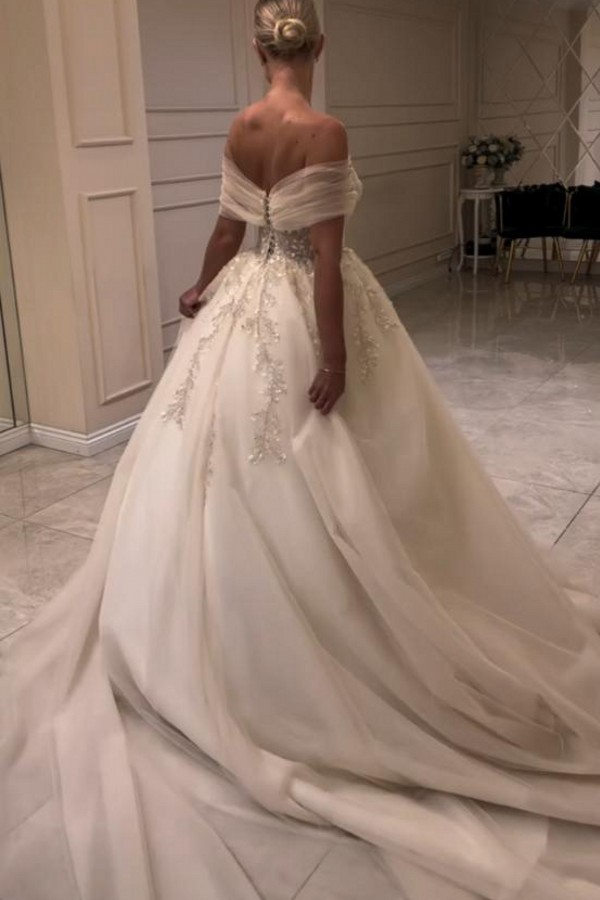 Wunderschöne Hochzeitskleider A Linie mit Spitze Tüll Brautkleider