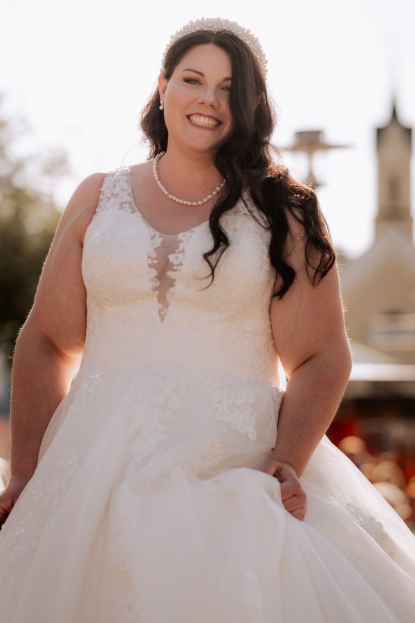 Schöne Brautkleider Große Größe Spitze Hochzeitskleider A Linie Übergröße-babyonlinedressde