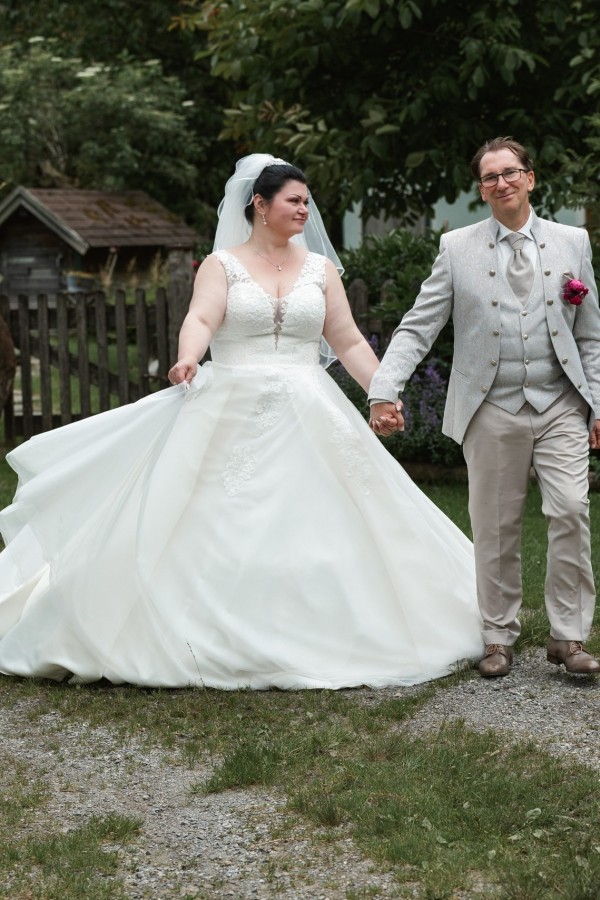 Ausgefallene Brautkleider Große Größe A Linie Hochzeitskleider mit Spitze-babyonlinedressde