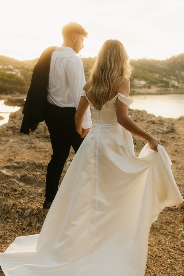 Schlichte Hochzeitskleider A Linie Satin Brautkleid Brautmoden Online